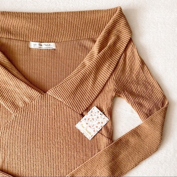 𝅺FREE People Hot Stuff Off Shoulder Top - Picture 3 of 12